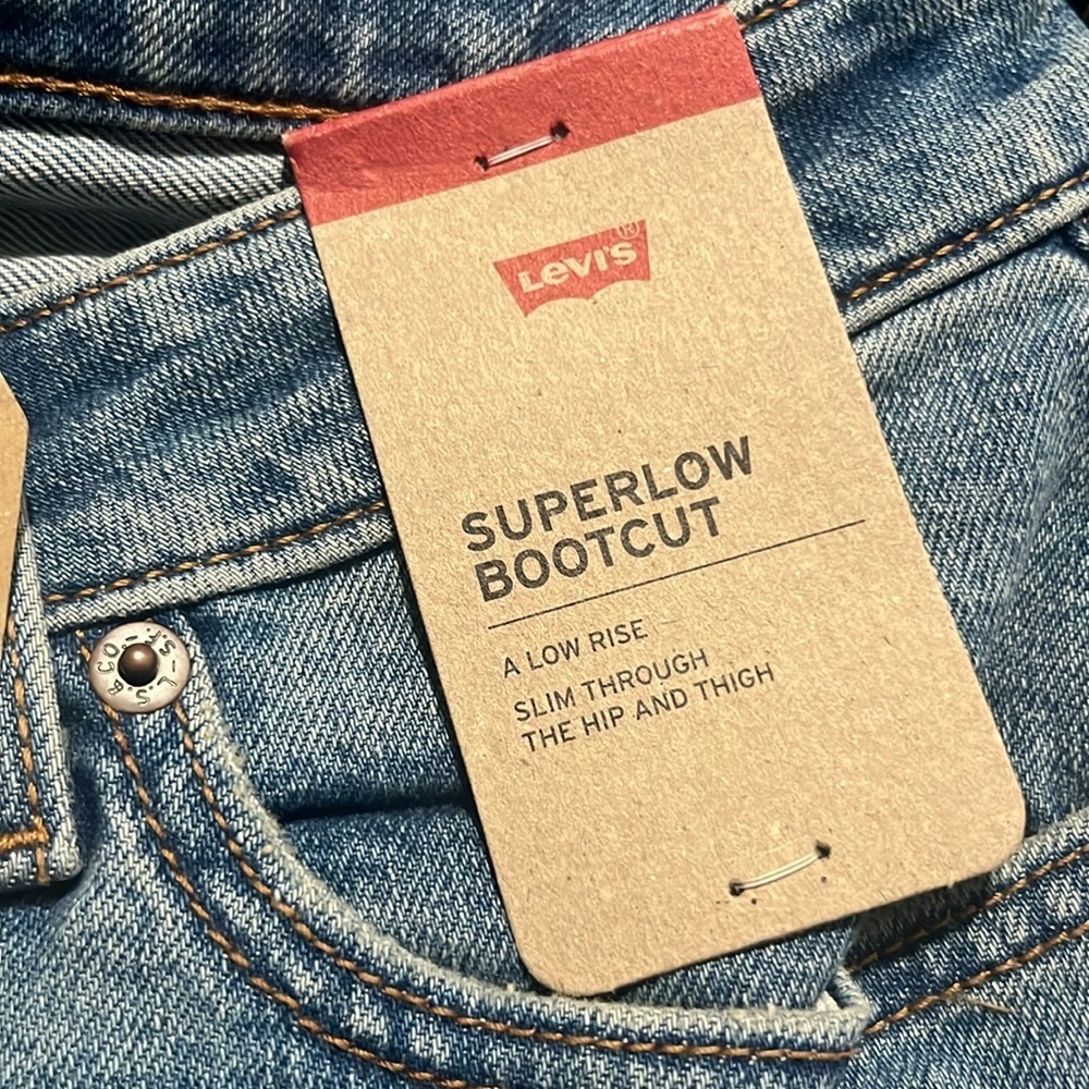 NWT Levi's Blue Boot Cut Jeans Casual Comfort - Picture 9 of 13